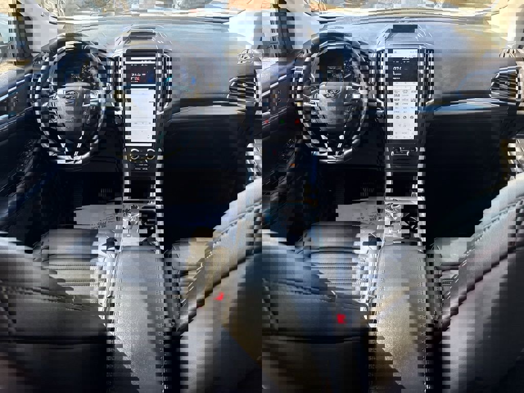 Used 2022 Ford Edge SEL w/ Convenience Package image 24