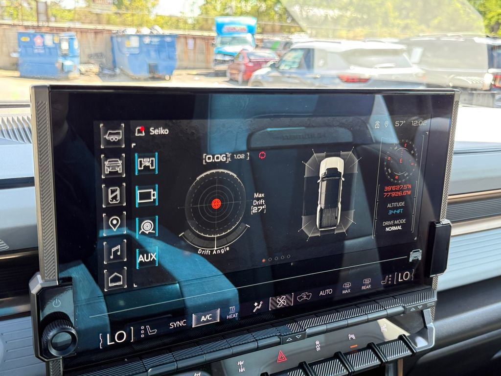 Used 2024 GMC Hummer EV 2X w/ Extreme Off-Road Package AWD/4WD image 16