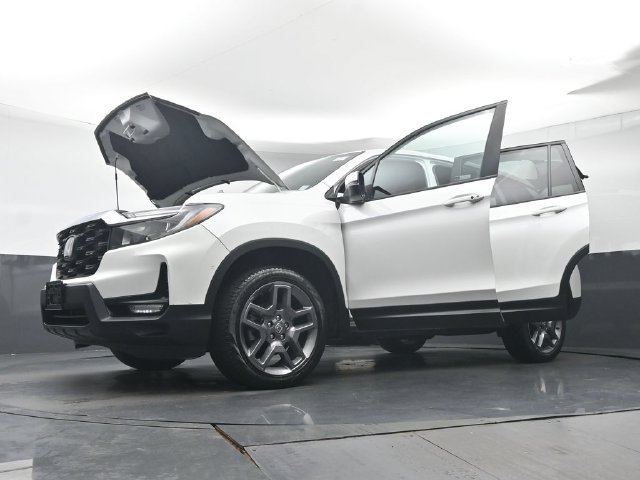 Used 2023 Honda Passport EX-L image 44