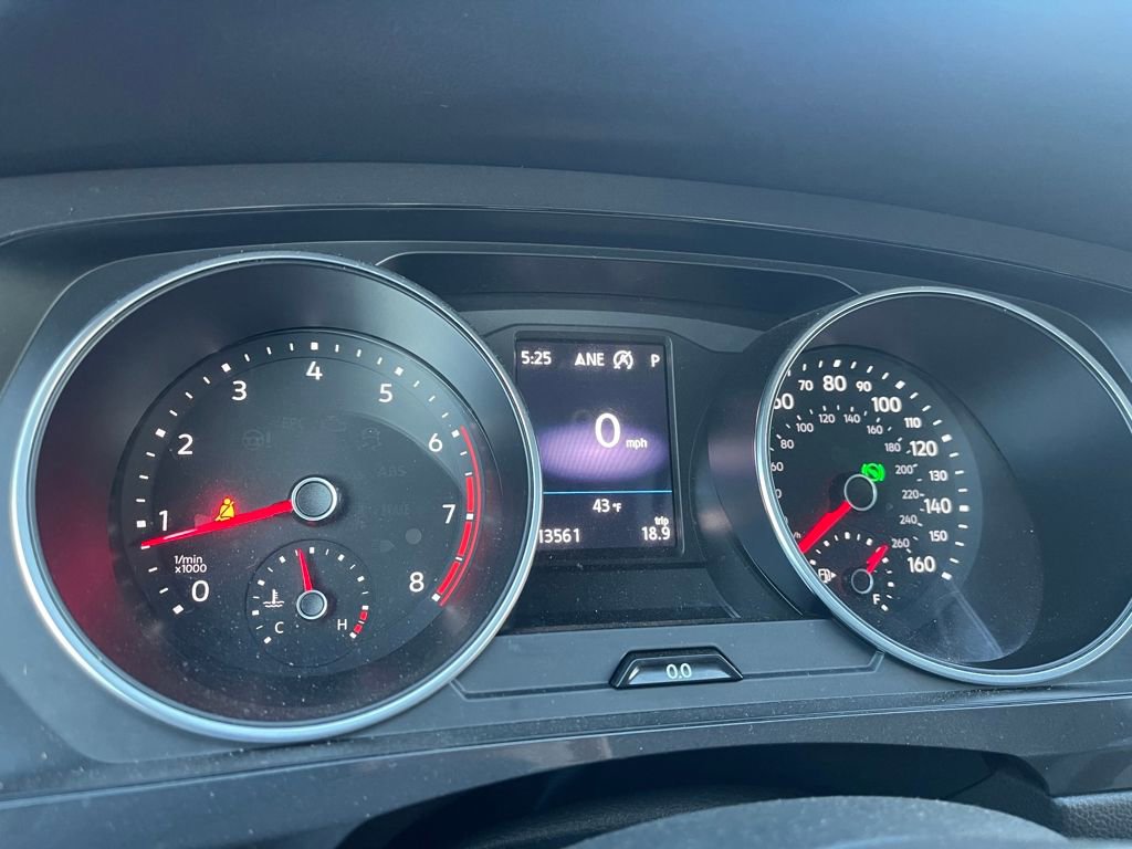 Used 2021 Volkswagen Tiguan SE w/ 3rd Row Seat Package image 22