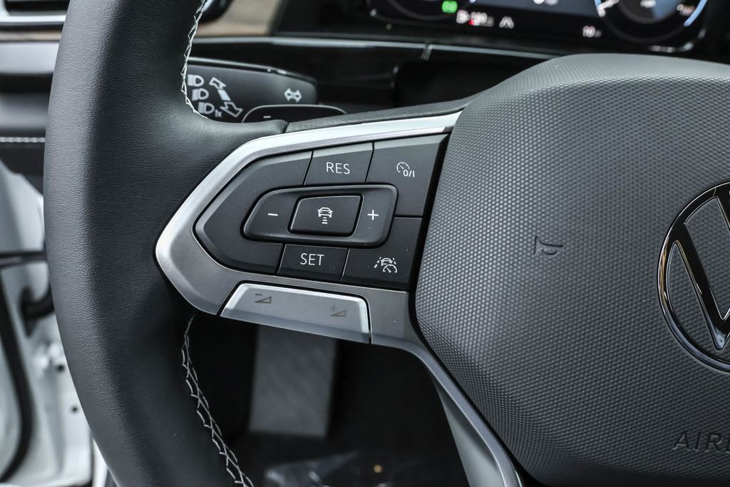 New 2026 Volkswagen Atlas SE image 25