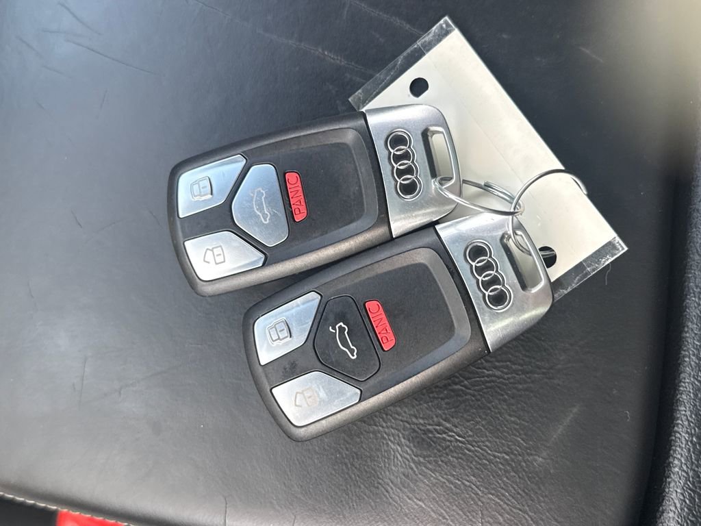 Used 2018 Audi SQ5 Premium Plus w/ S Sport Package image 31