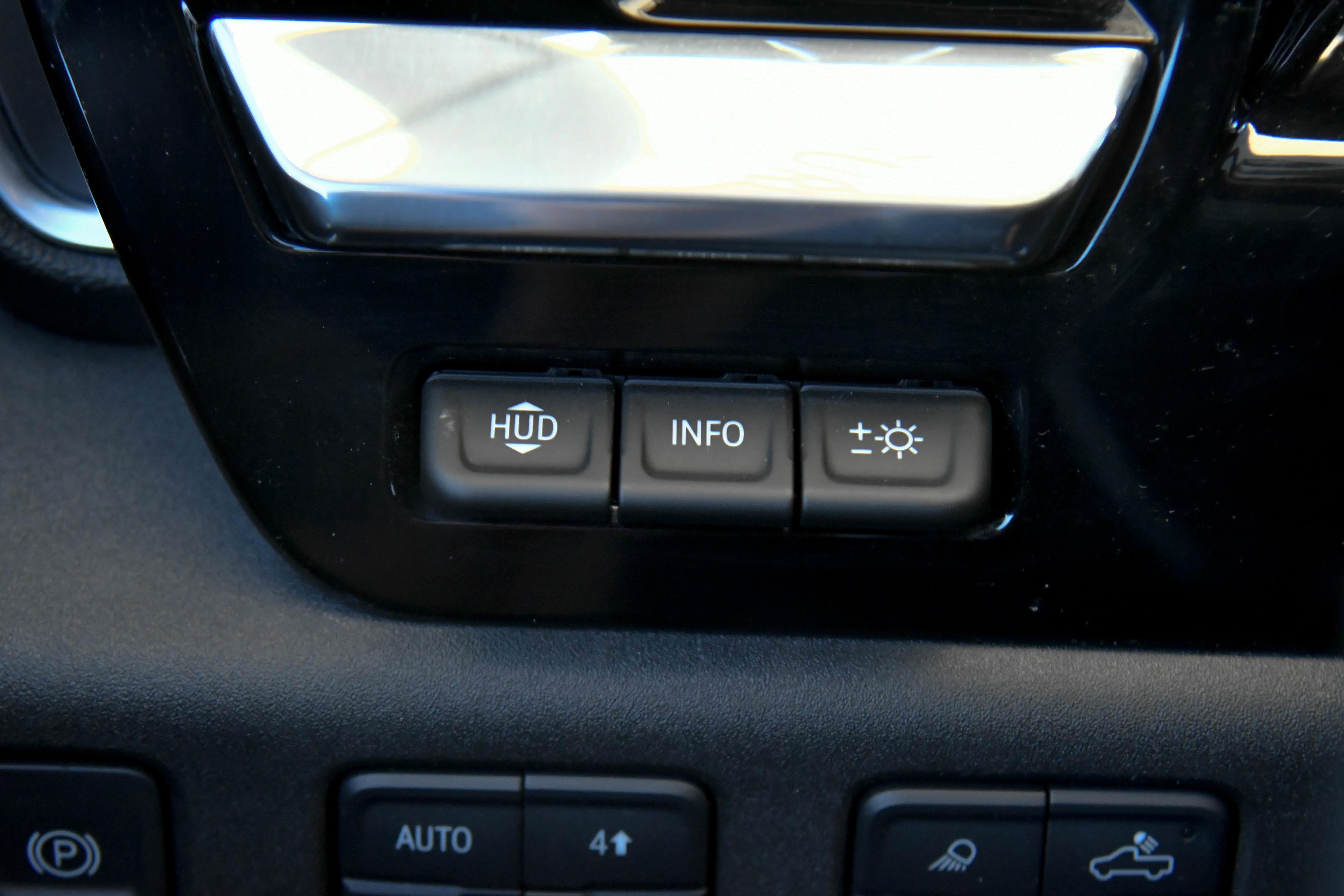 Used 2024 Chevrolet Silverado 1500 LTZ w/ Technology Package image 43