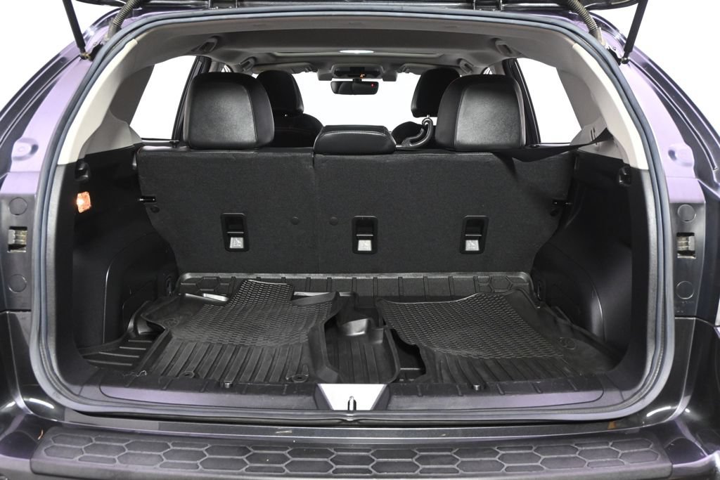 Used 2019 Subaru Crosstrek 2.0i Limited w/ Moonroof Package w/Navigation AWD/4WD image 19