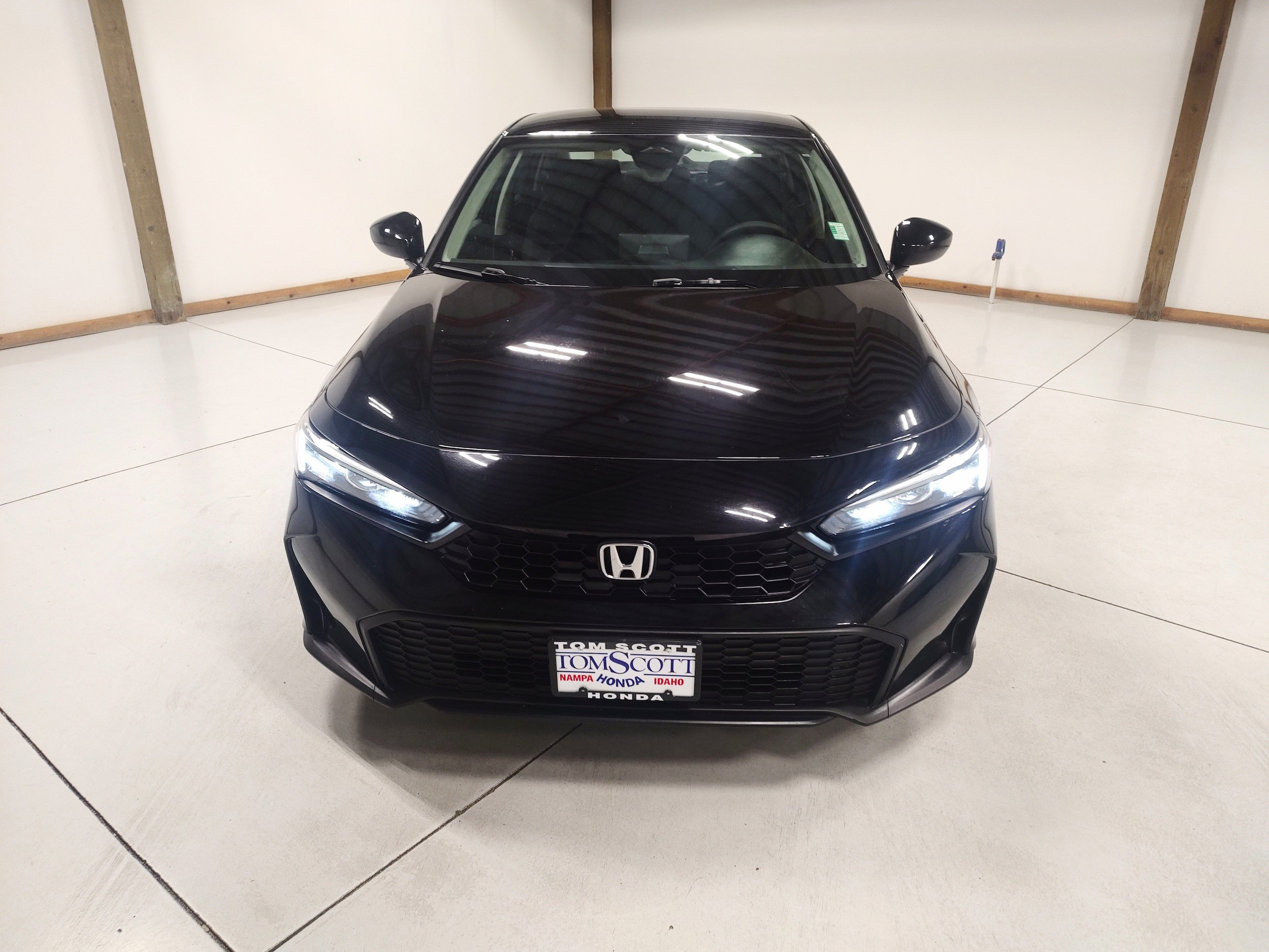 Used 2025 Honda Civic LX image 3