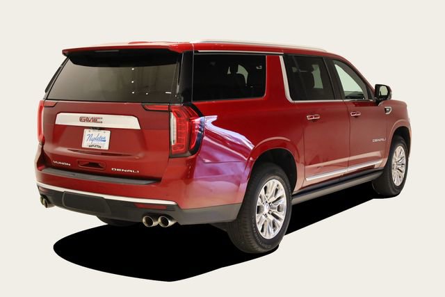 Used 2024 GMC Yukon XL Denali w/ Advanced Technology Package image 6