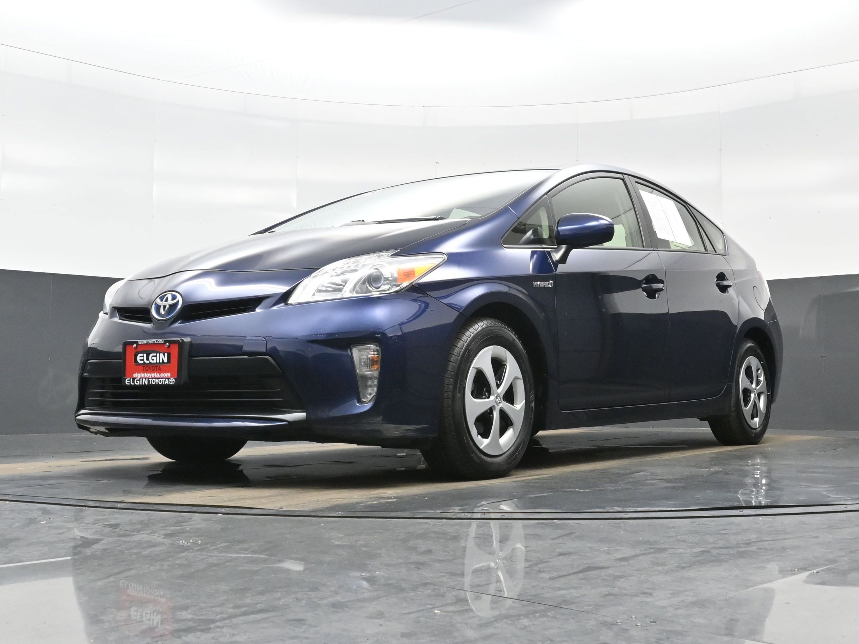 Used 2015 Toyota Prius Two FWD image 27