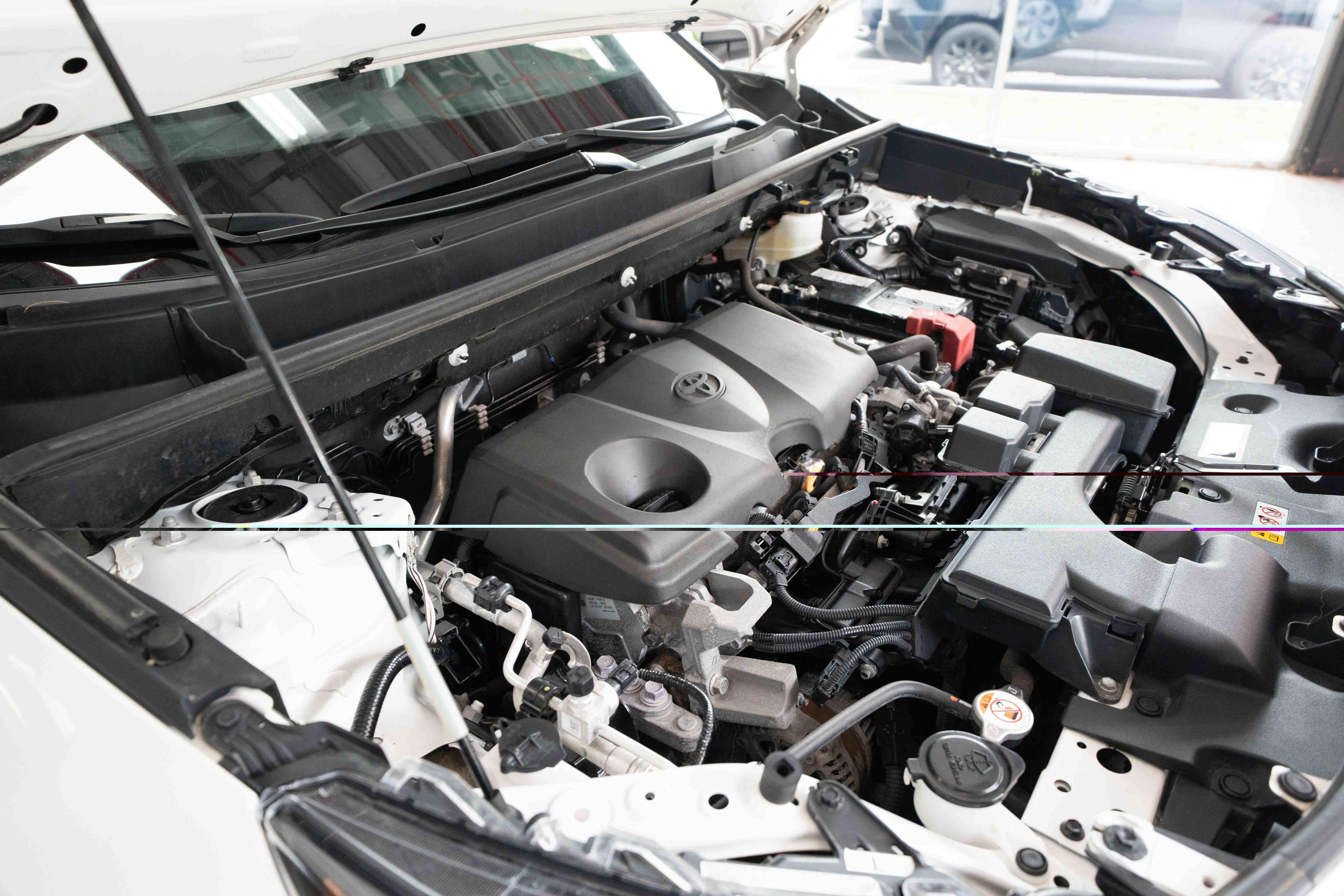 Used 2025 Toyota RAV4 LE AWD/4WD image 32