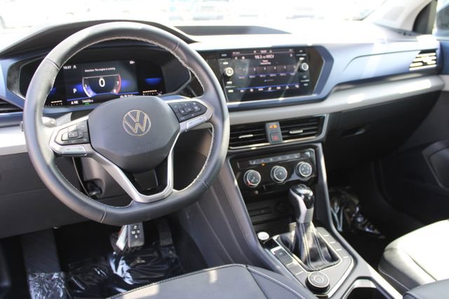 Used 2023 Volkswagen Taos SE image 14
