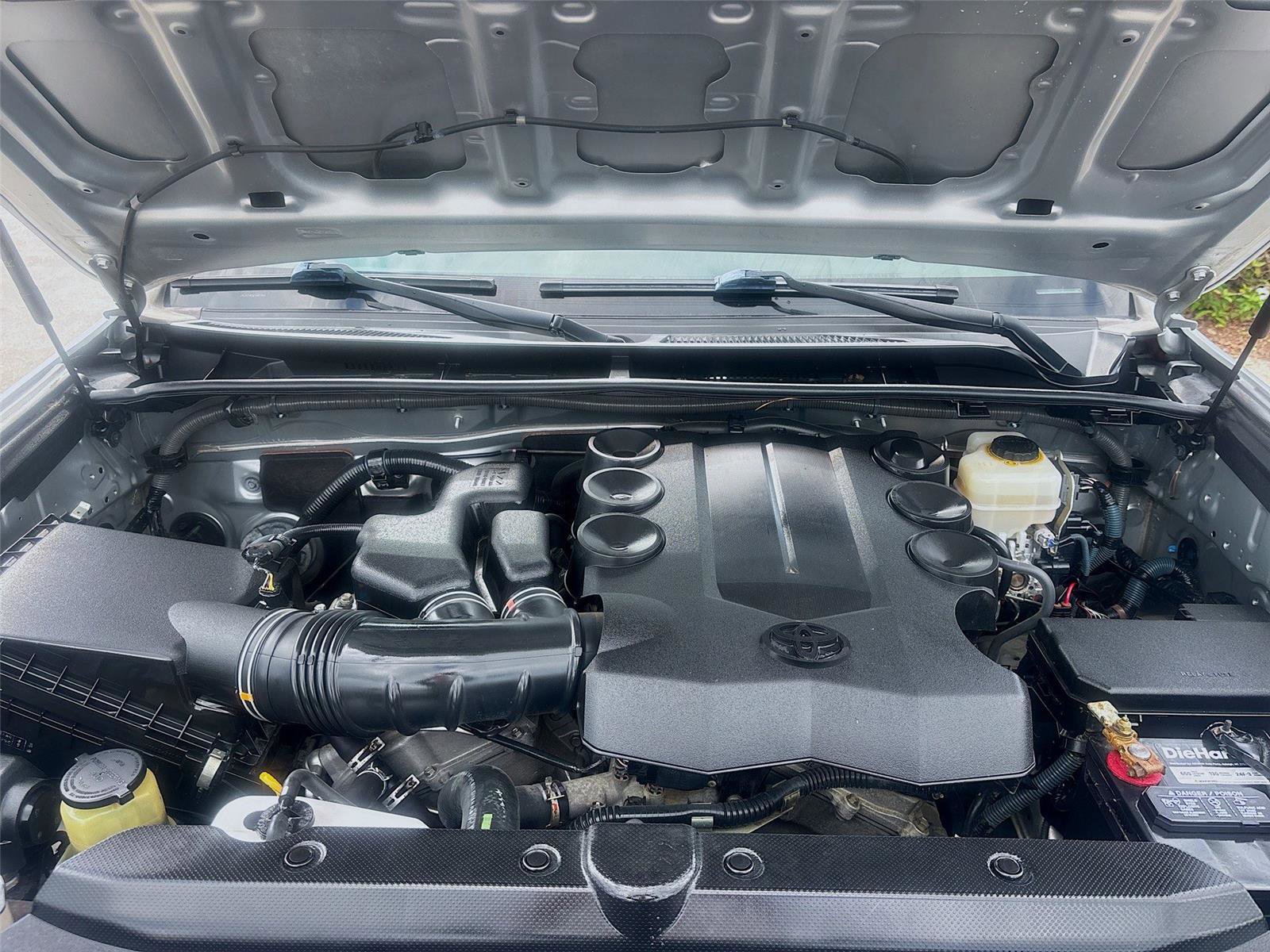 Used 2014 Toyota 4Runner SR5 Premium image 33