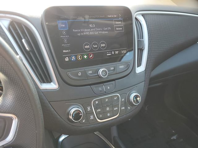 Used 2024 Chevrolet Malibu LT image 27