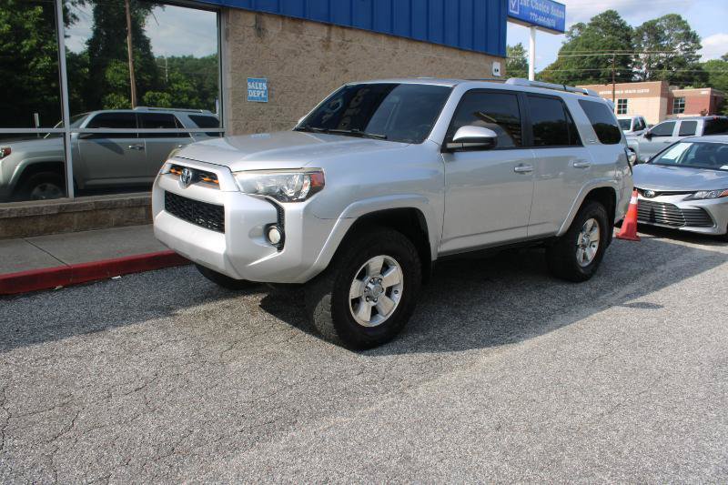 Used 2015 Toyota 4Runner SR5 RWD image 3