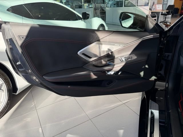 Used 2021 Chevrolet Corvette Stingray Premium Cpe w/ Z51 Performance Package RWD image 14