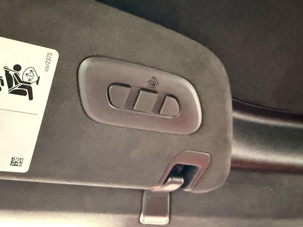 Used 2016 Chevrolet Corvette Z06 w/ 3LZ Preferred Equipment Group image 25