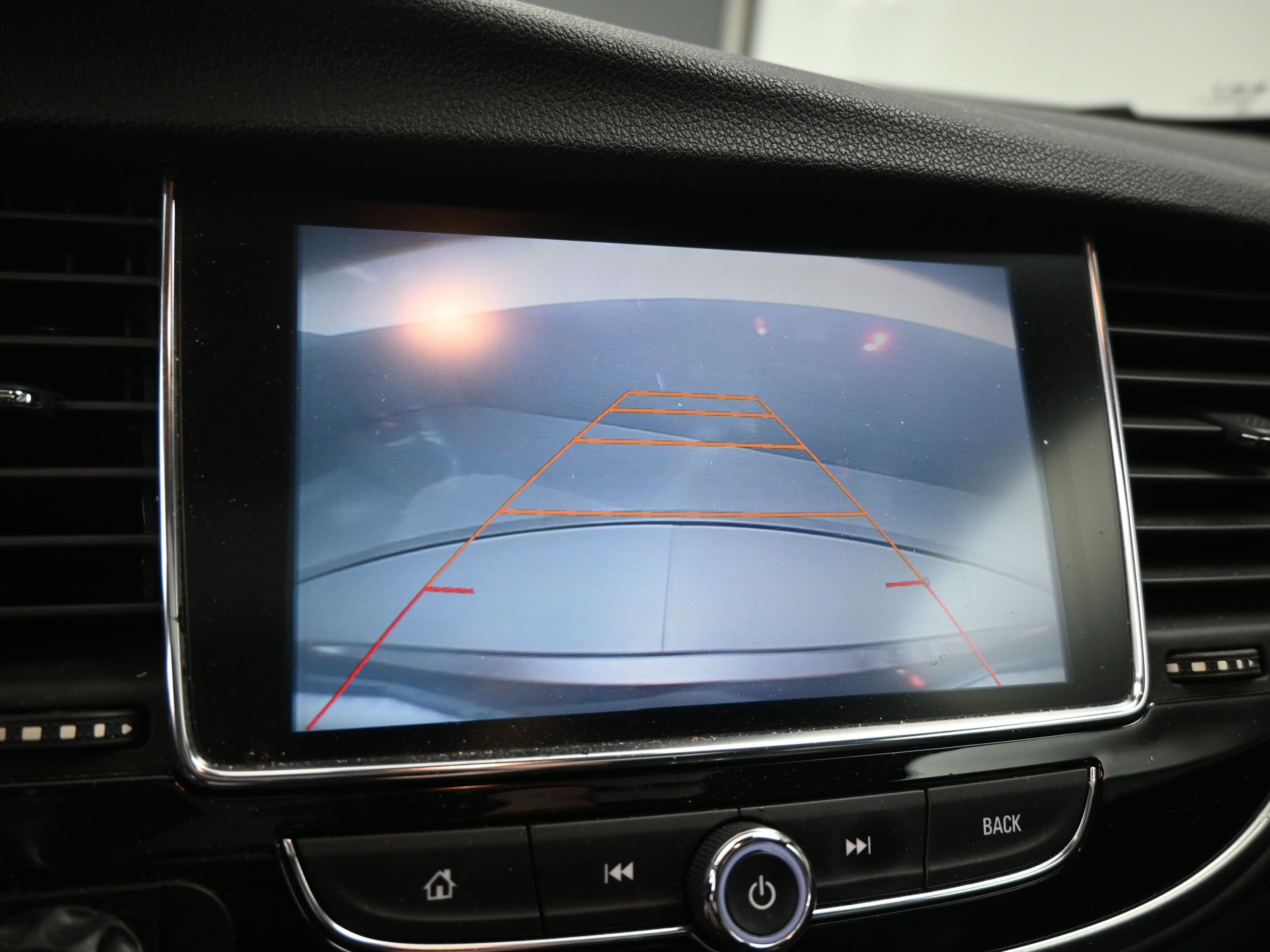 Used 2017 Buick Encore Premium w/ Experience Buick Package image 12