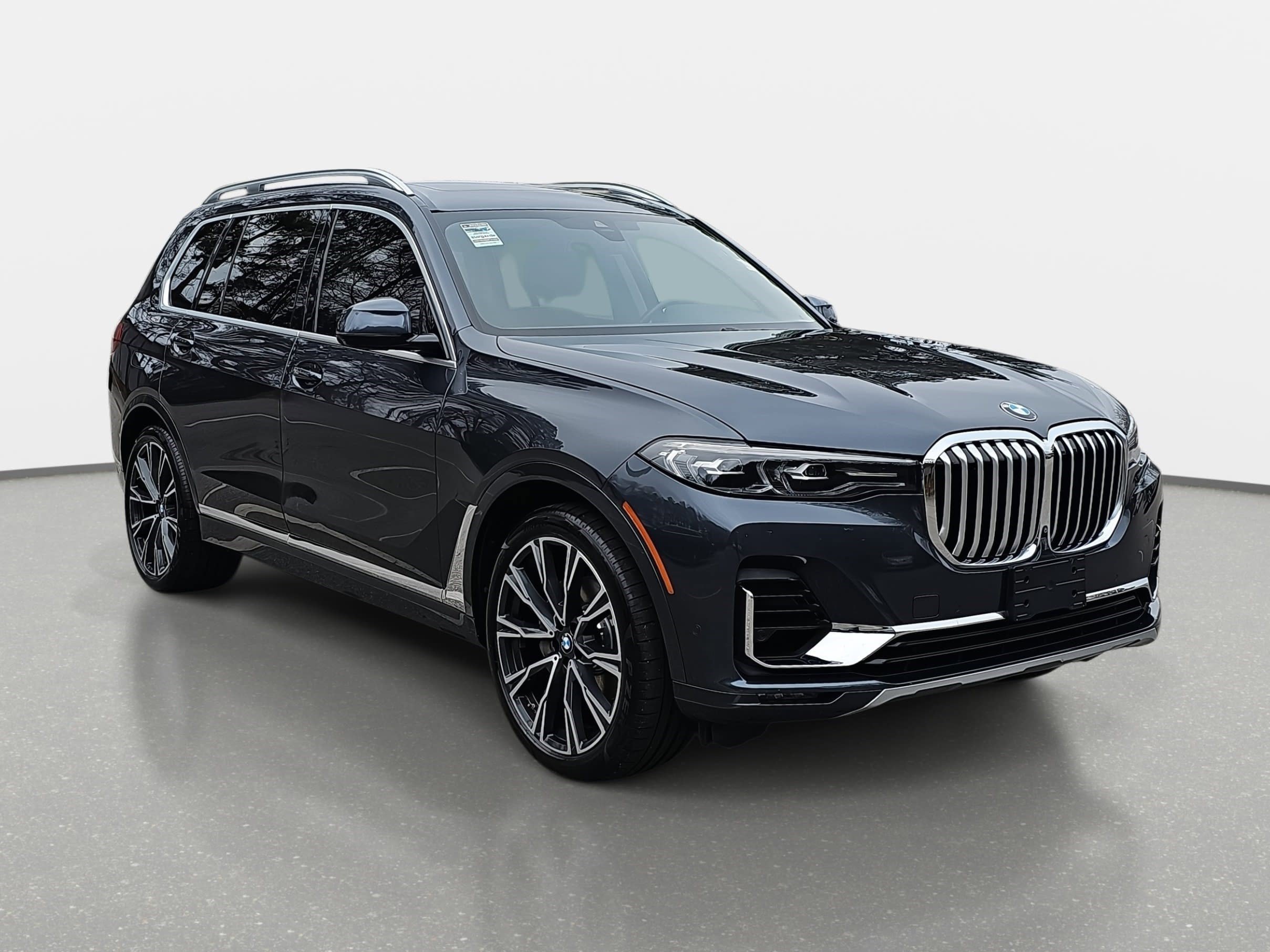 Used 2020 BMW X7 xDrive40i w/ Cold Weather Package image 3