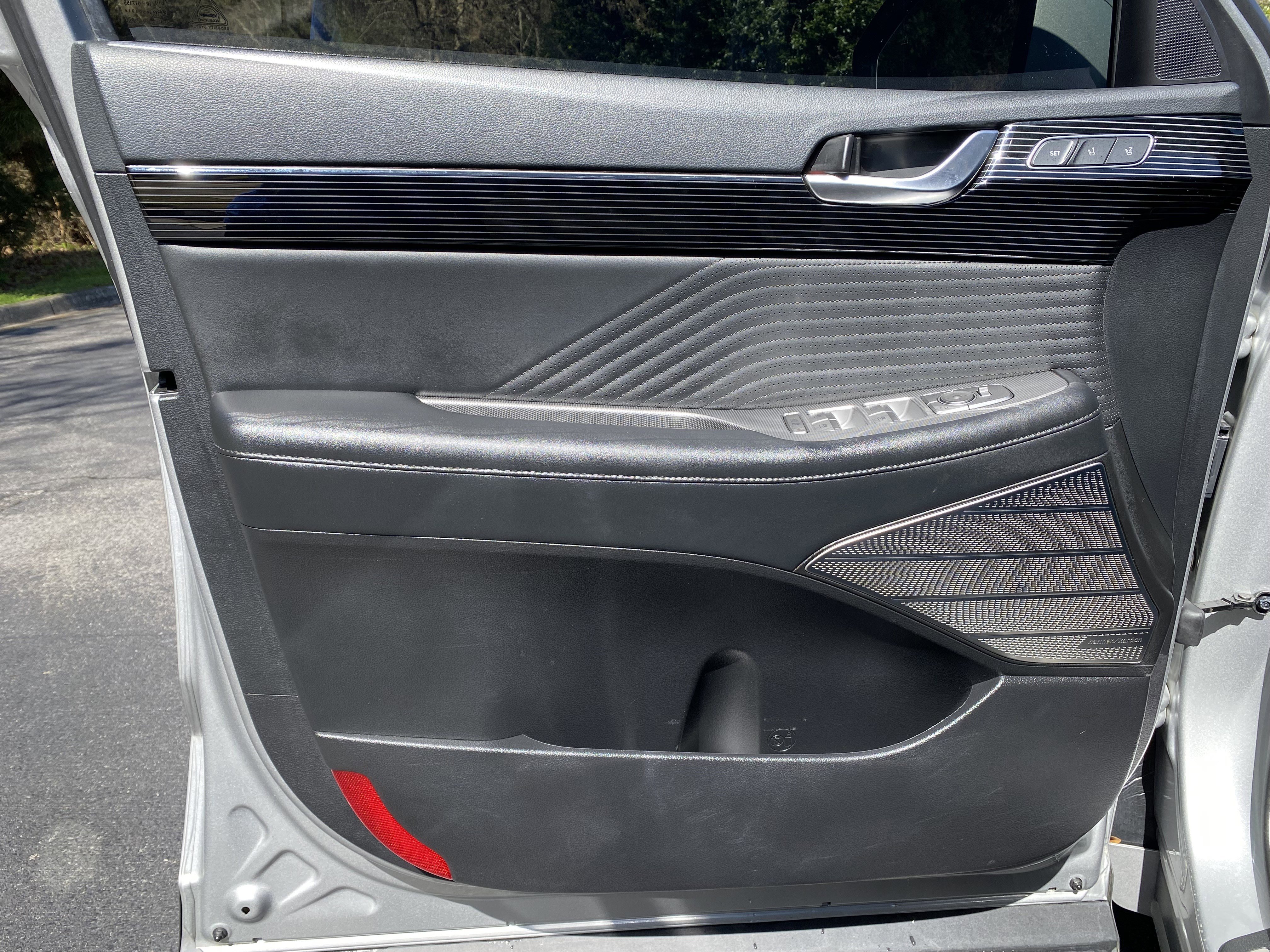 Used 2023 Hyundai Palisade Calligraphy image 15