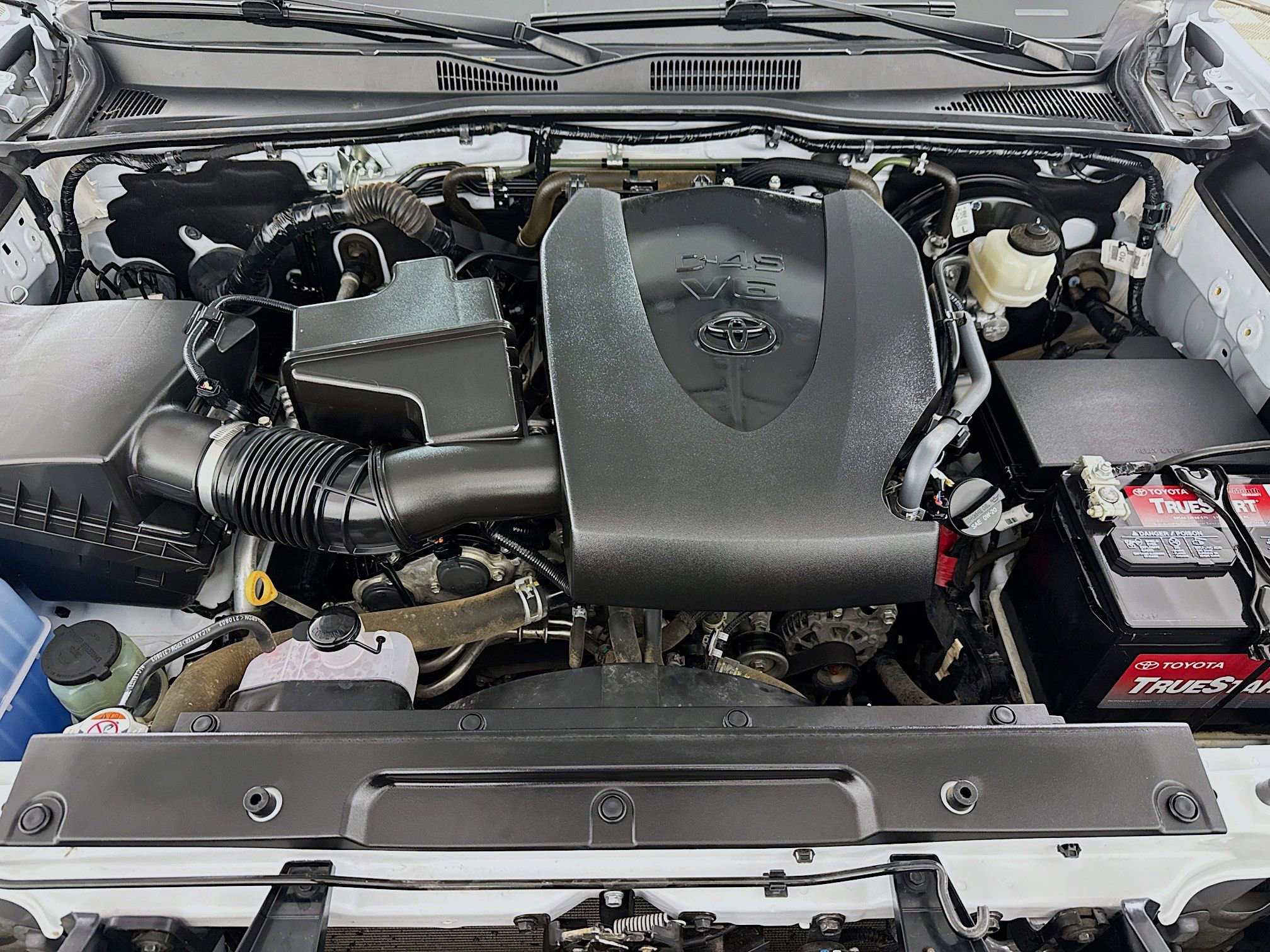 Certified 2022 Toyota Tacoma SR5 w/ Technology Package image 10