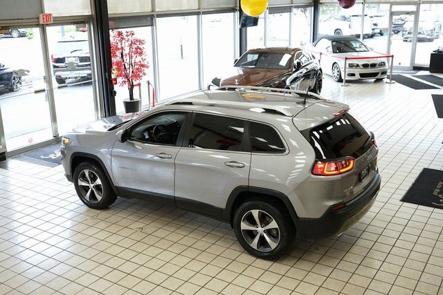 Used 2019 Jeep Cherokee Limited image 56
