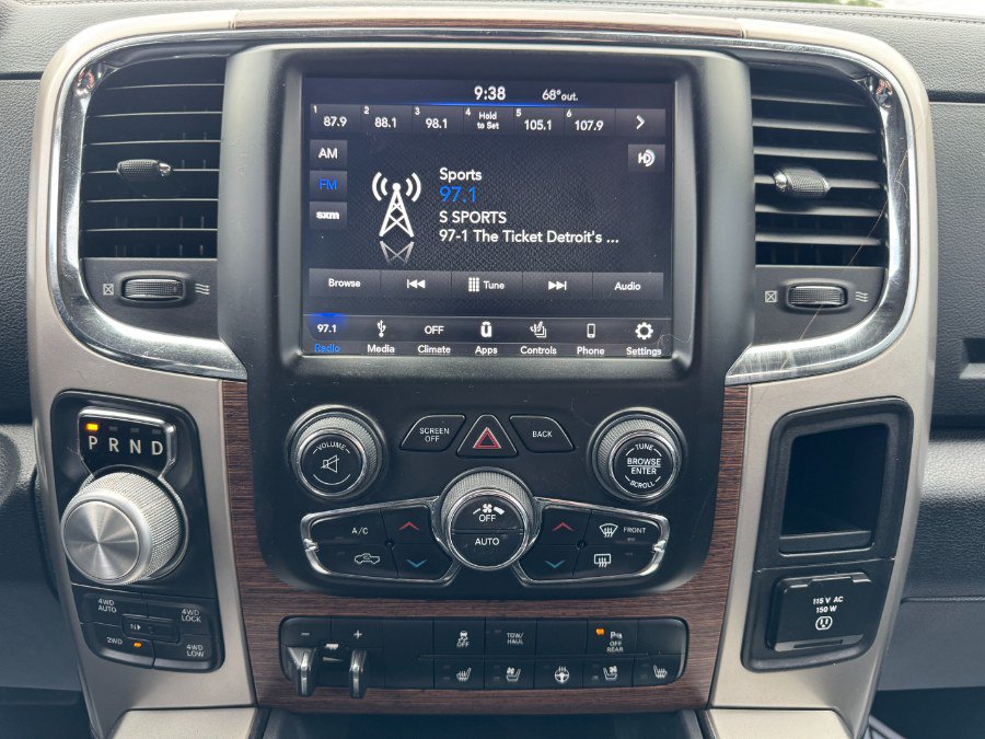 Used 2018 RAM 1500 Laramie AWD/4WD image 21