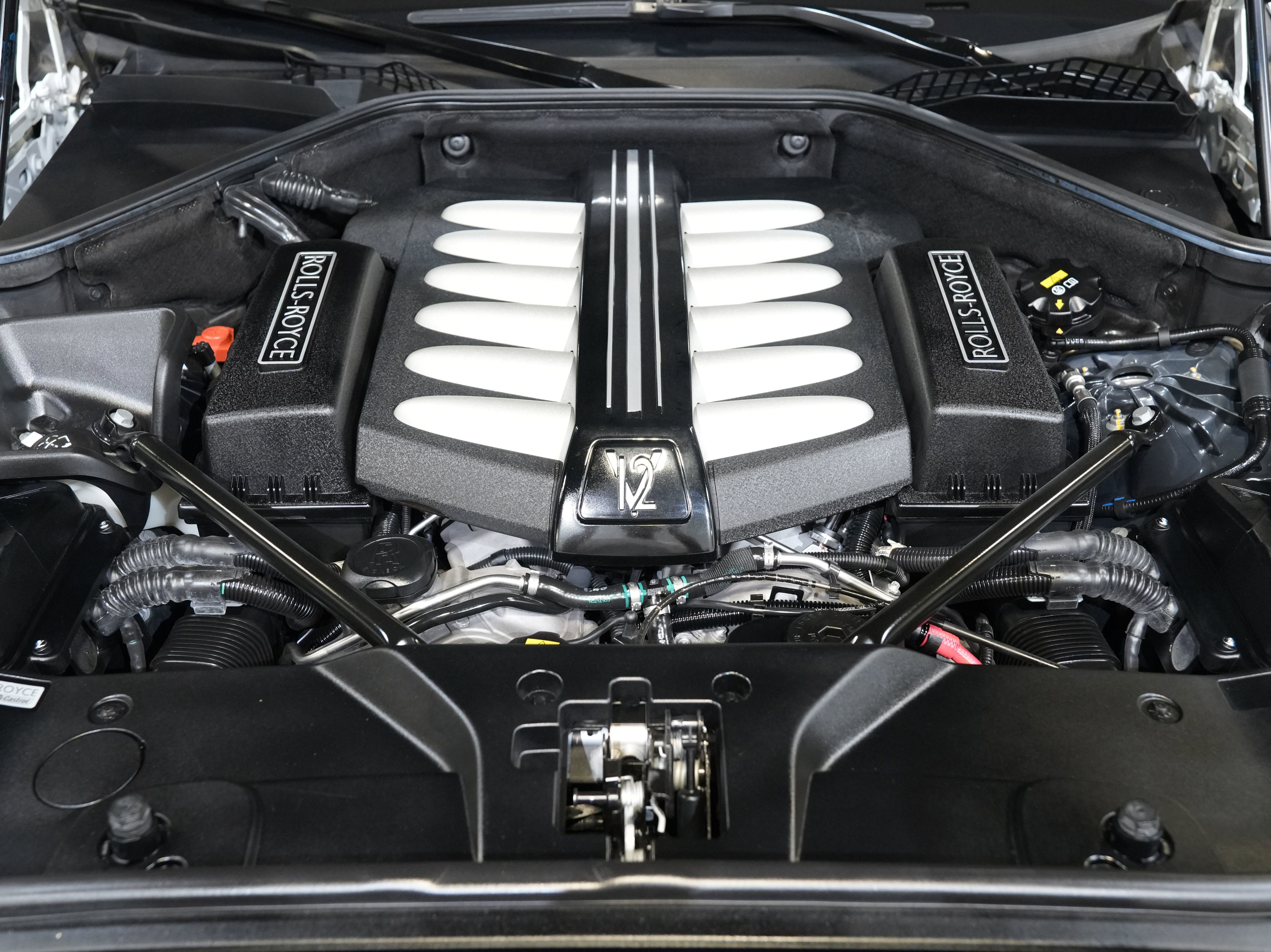 Used 2014 Rolls-Royce Wraith RWD image 50