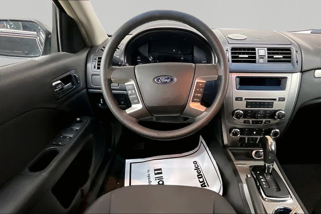Used 2010 Ford Fusion SE image 10