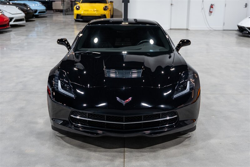 Used 2017 Chevrolet Corvette Stingray Coupe w/ Z51 1LT w/ Battery Protection Package RWD image 9