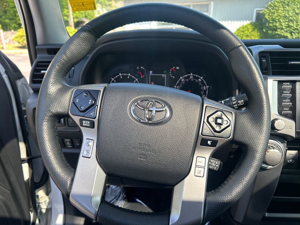 Certified 2024 Toyota 4Runner SR5 Premium w/ Moonroof Package AWD/4WD image 22