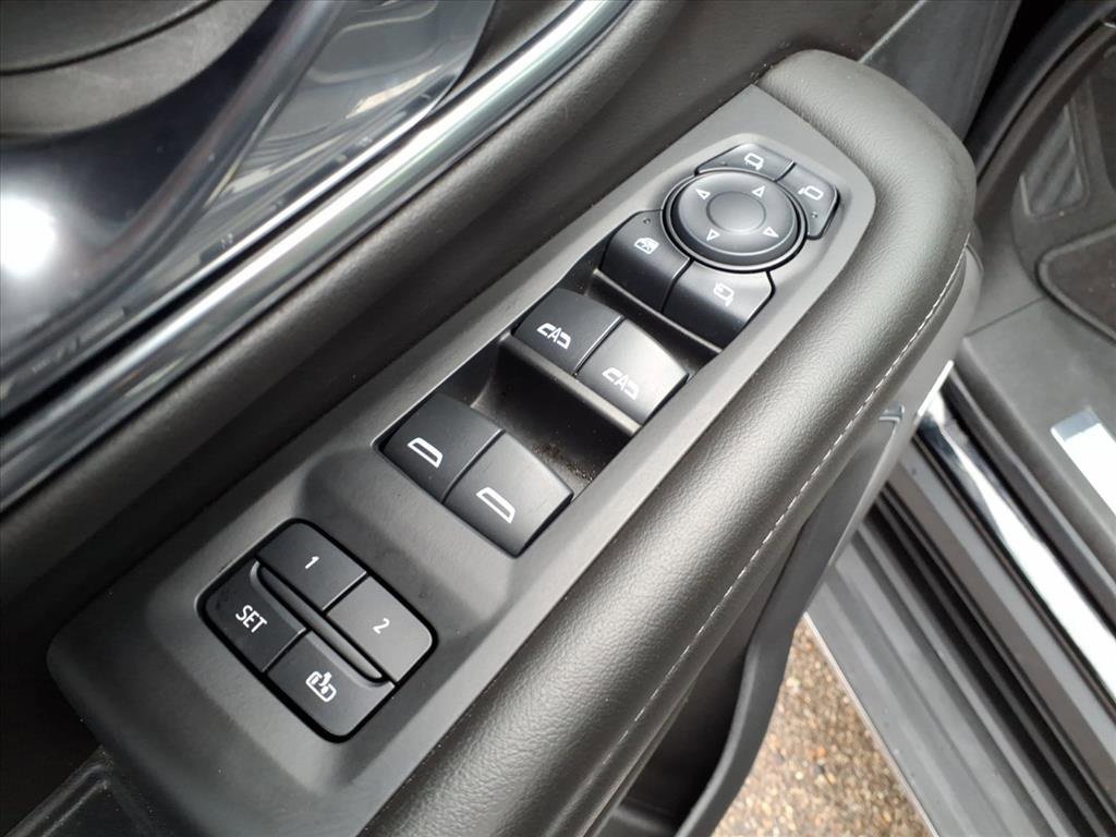 Certified 2024 Chevrolet Tahoe LT w/ Luxury Package image 20