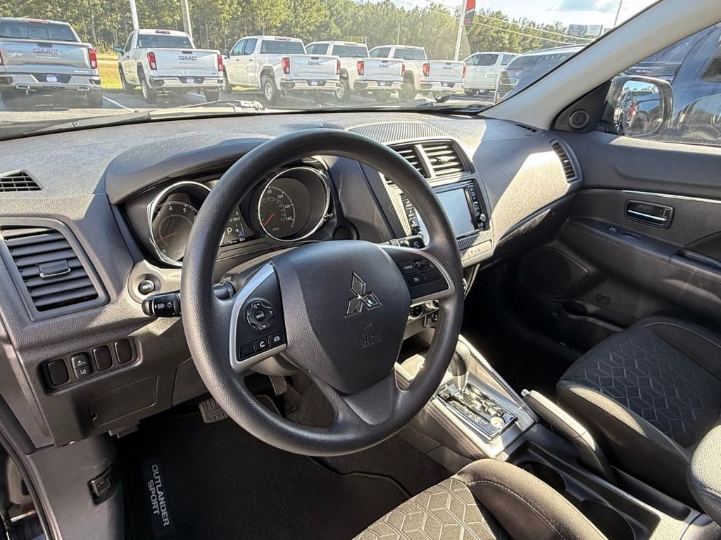 Used 2024 Mitsubishi Outlander Sport ES AWD/4WD image 10