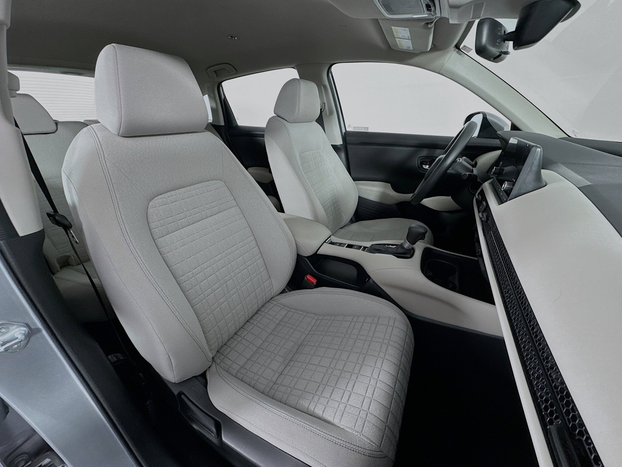 Certified 2023 Honda HR-V LX image 25