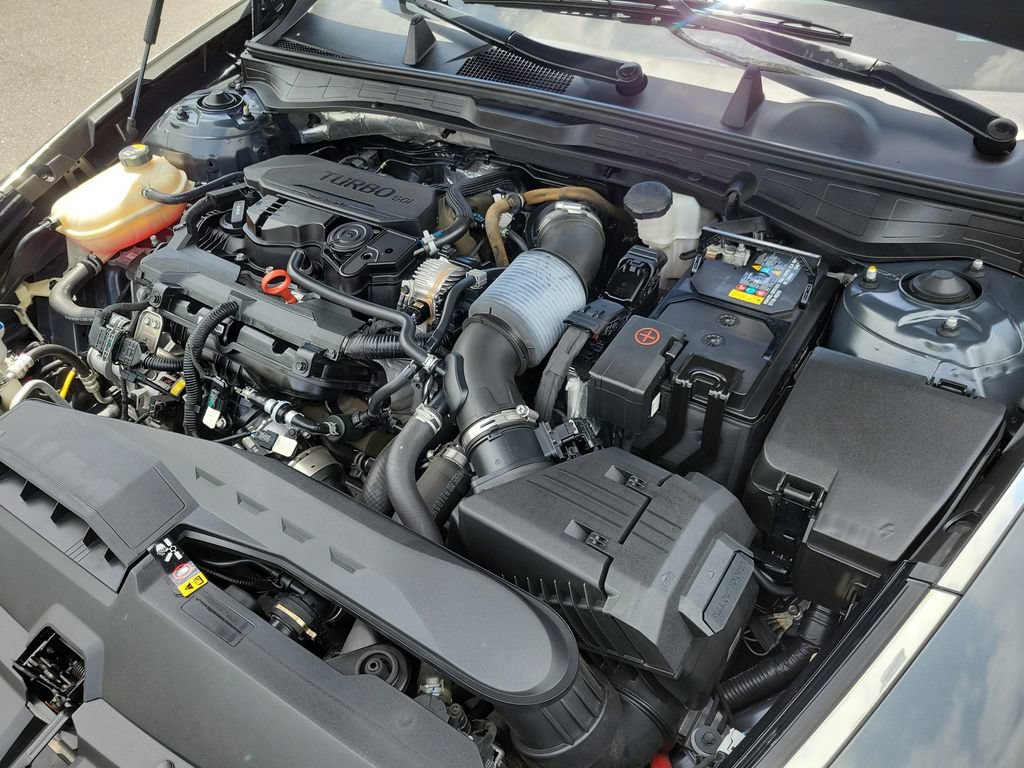 Certified 2022 Hyundai Sonata Limited FWD image 39