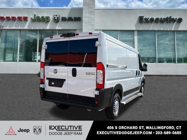 Used 2025 RAM ProMaster 2500 w/ U-Haul Equipment Group FWD image 4