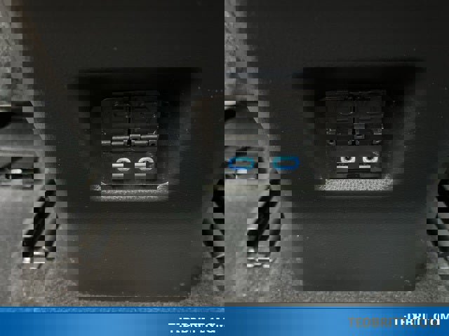 Used 2022 Toyota RAV4 Limited image 16