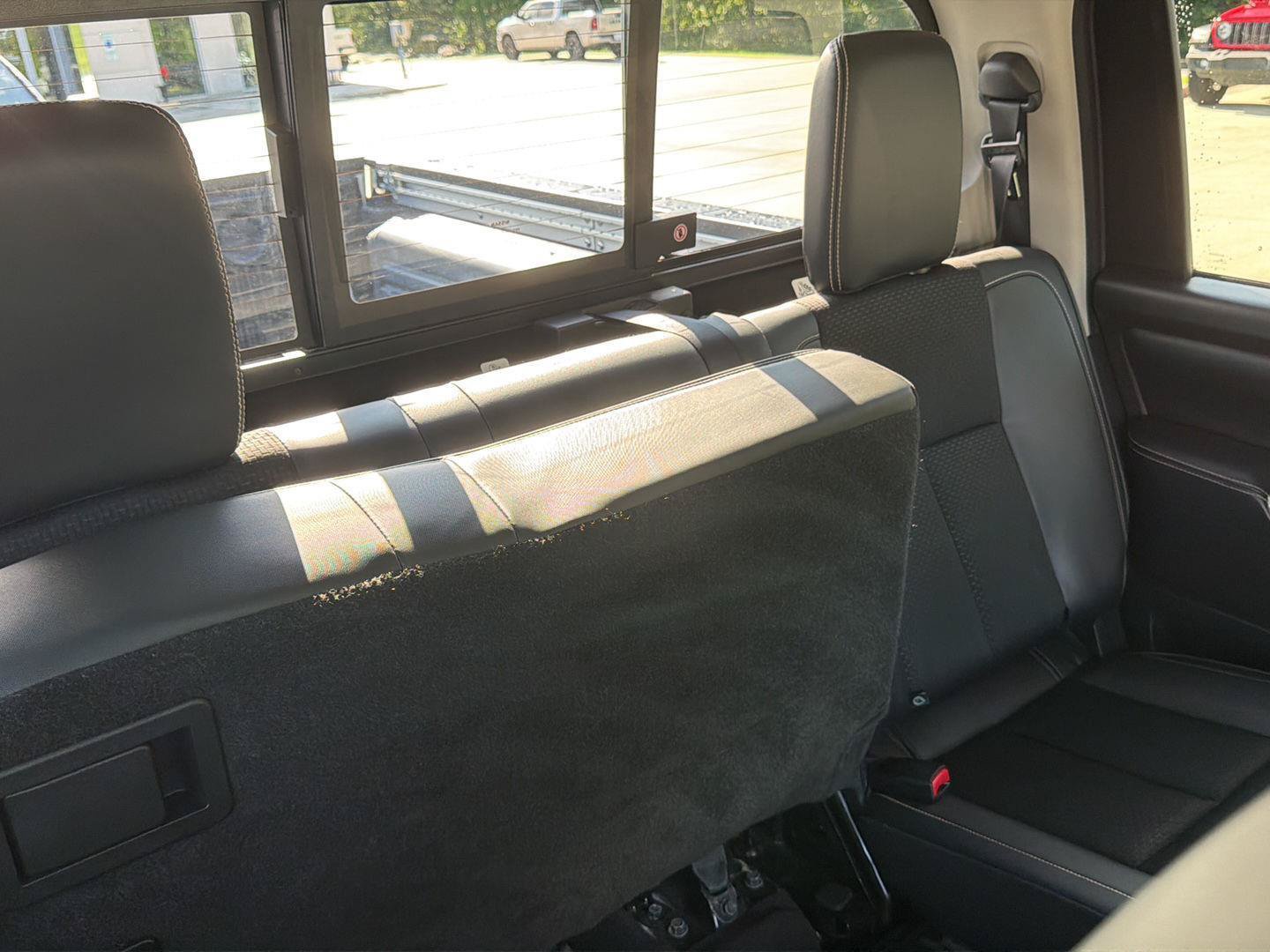 Used 2017 Nissan Titan PRO-4X AWD/4WD image 45