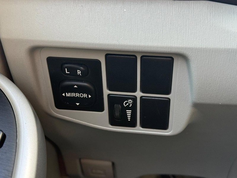 Used 2010 Toyota Prius One image 27