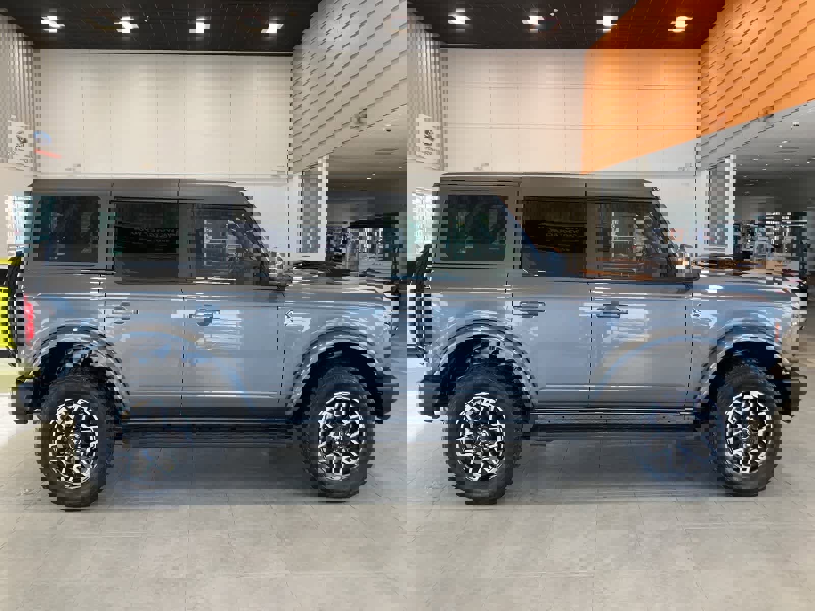 Certified 2023 Ford Bronco Outer Banks image 4