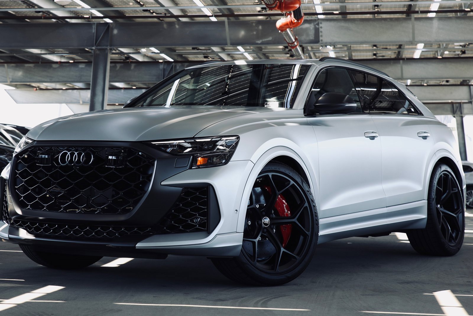 New 2025 Audi RS Q8 performance