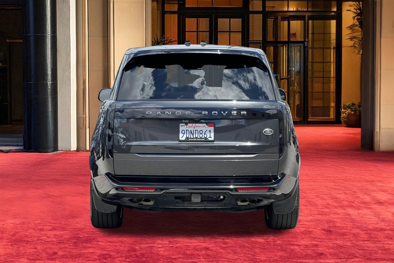 Certified 2023 Land Rover Range Rover SE AWD/4WD image 9