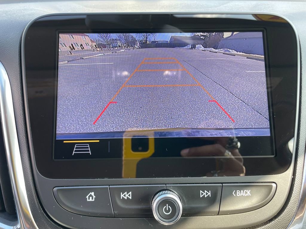 Used 2021 Chevrolet Equinox LT image 21