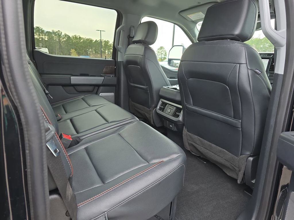 Used 2023 Ford F250 Lariat w/ Tow Technology Package image 14