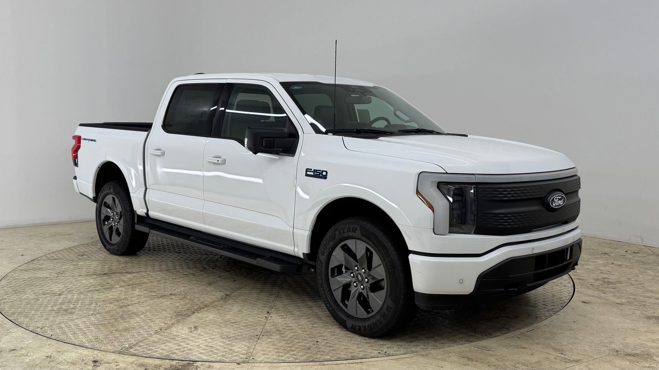 New 2025 Ford F150 Lightning Flash image 7