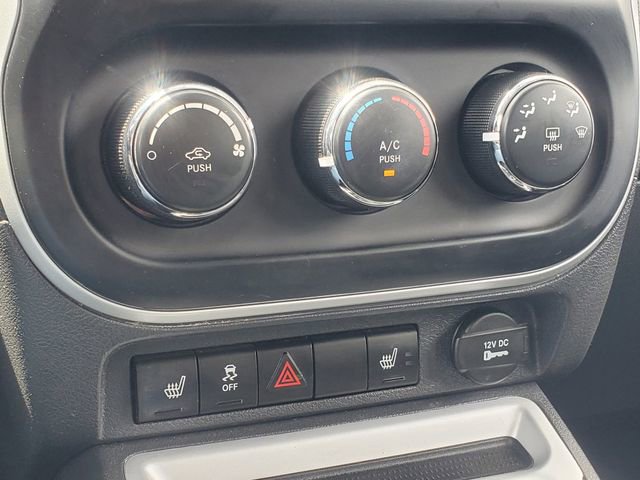 Used 2016 Jeep Compass High Altitude image 23