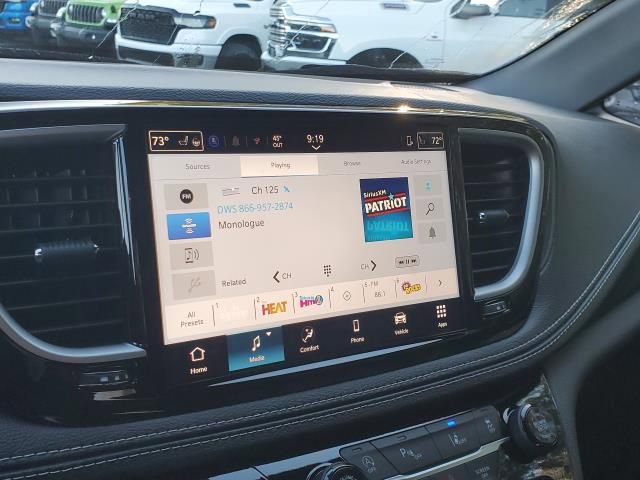 New 2026 Chrysler Pacifica Select image 17
