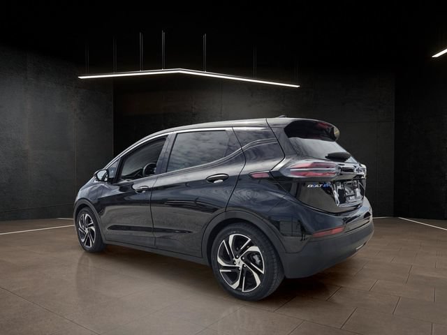 Used 2023 Chevrolet Bolt LT w/ Infotainment Package FWD image 5