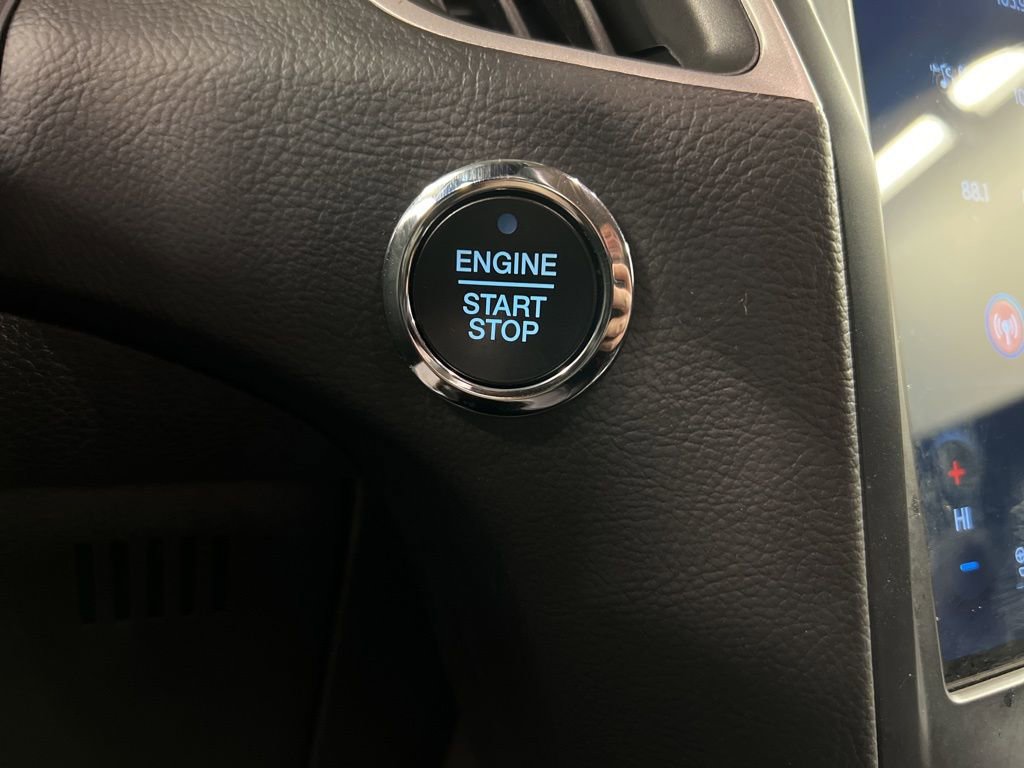 Certified 2024 Ford Edge SEL w/ Convenience Package image 17