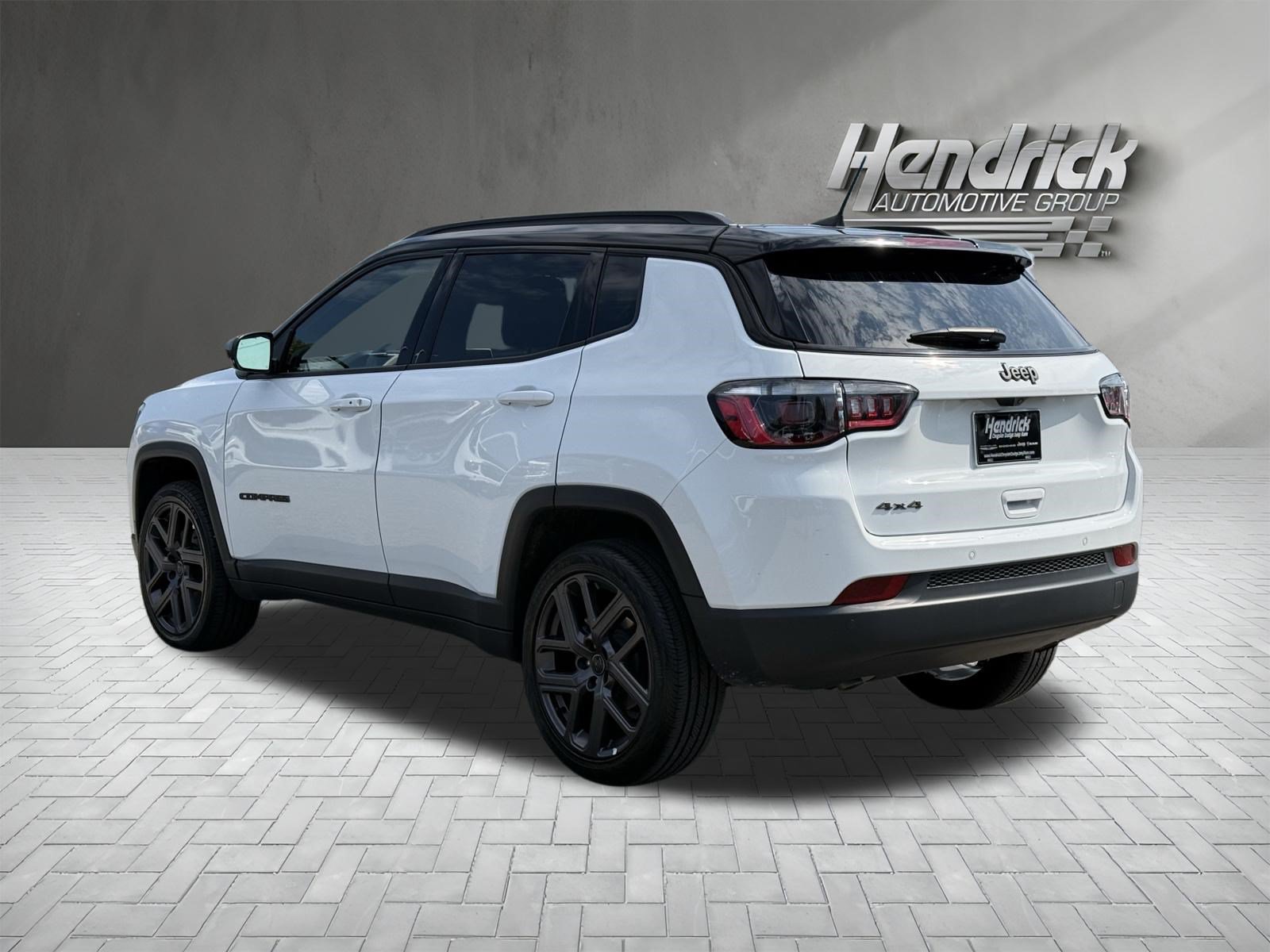 Used 2026 Jeep Compass Limited AWD/4WD image 8