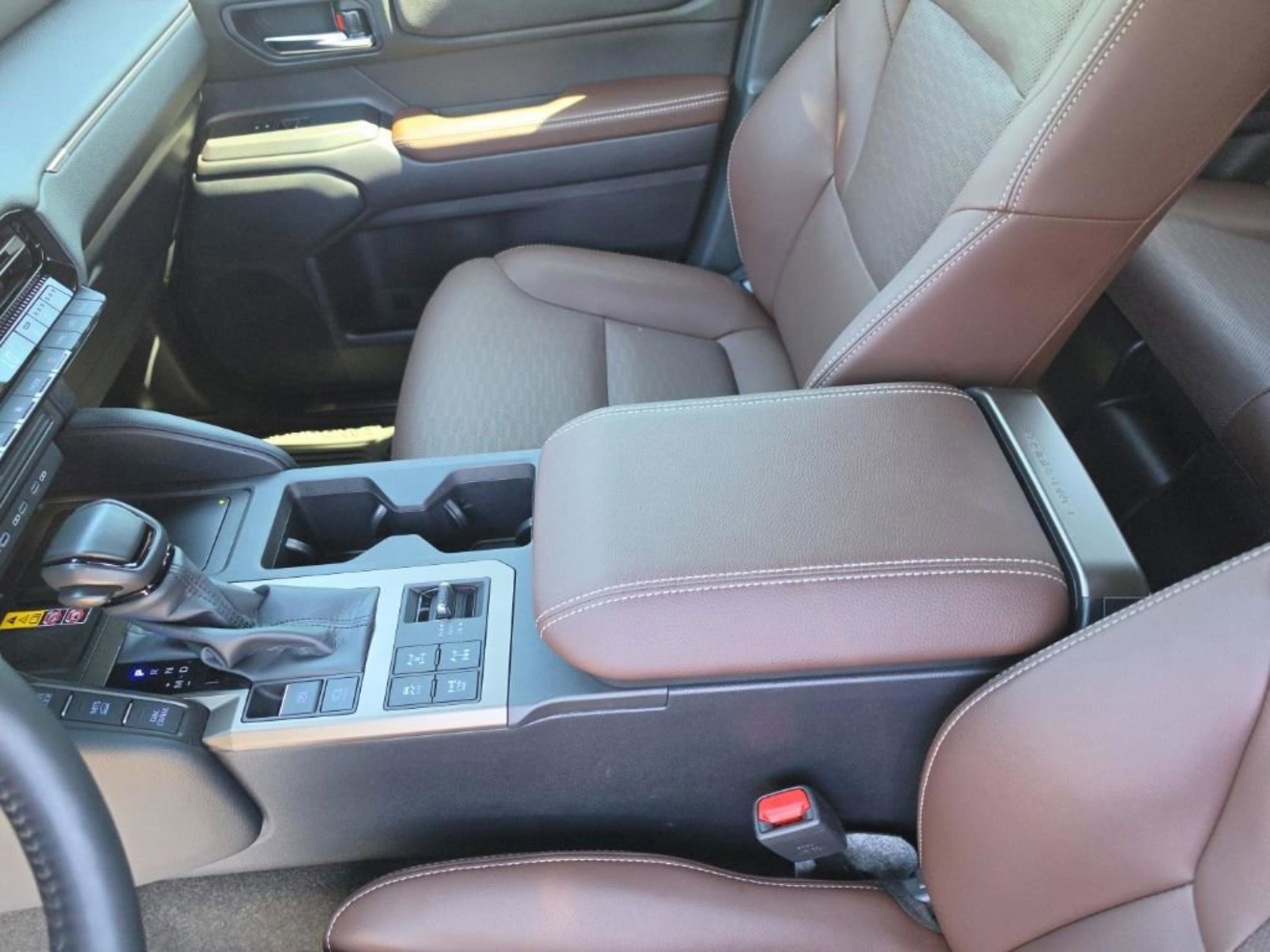 Used 2025 Toyota Land Cruiser AWD/4WD image 19
