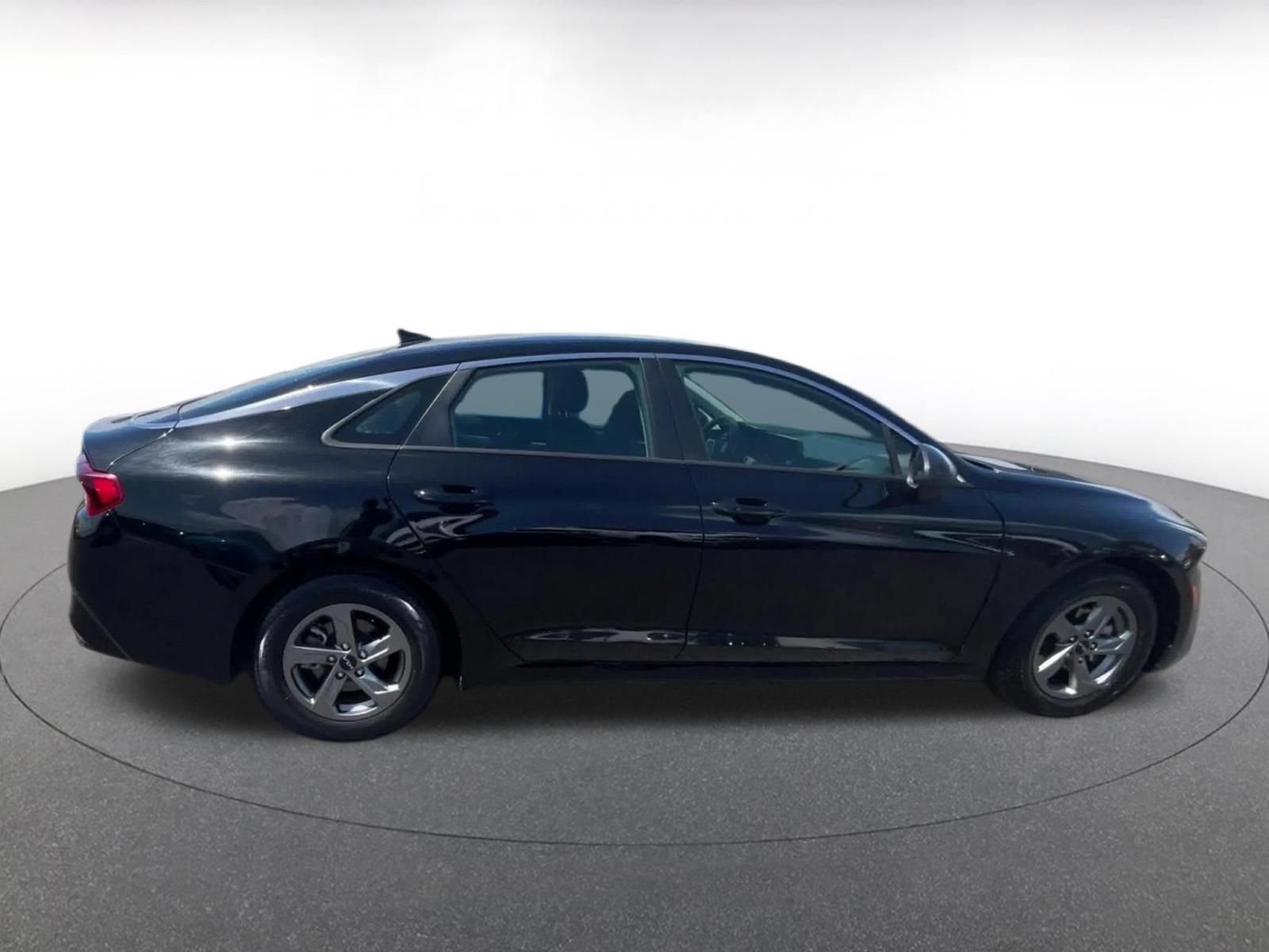 Used 2023 Kia K5 LXS FWD image 16