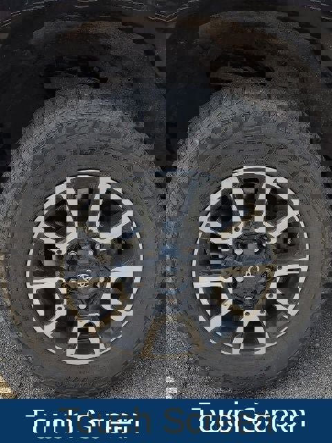 Used 2020 Toyota Tundra SR5 w/ TRD Off-Road Package image 21